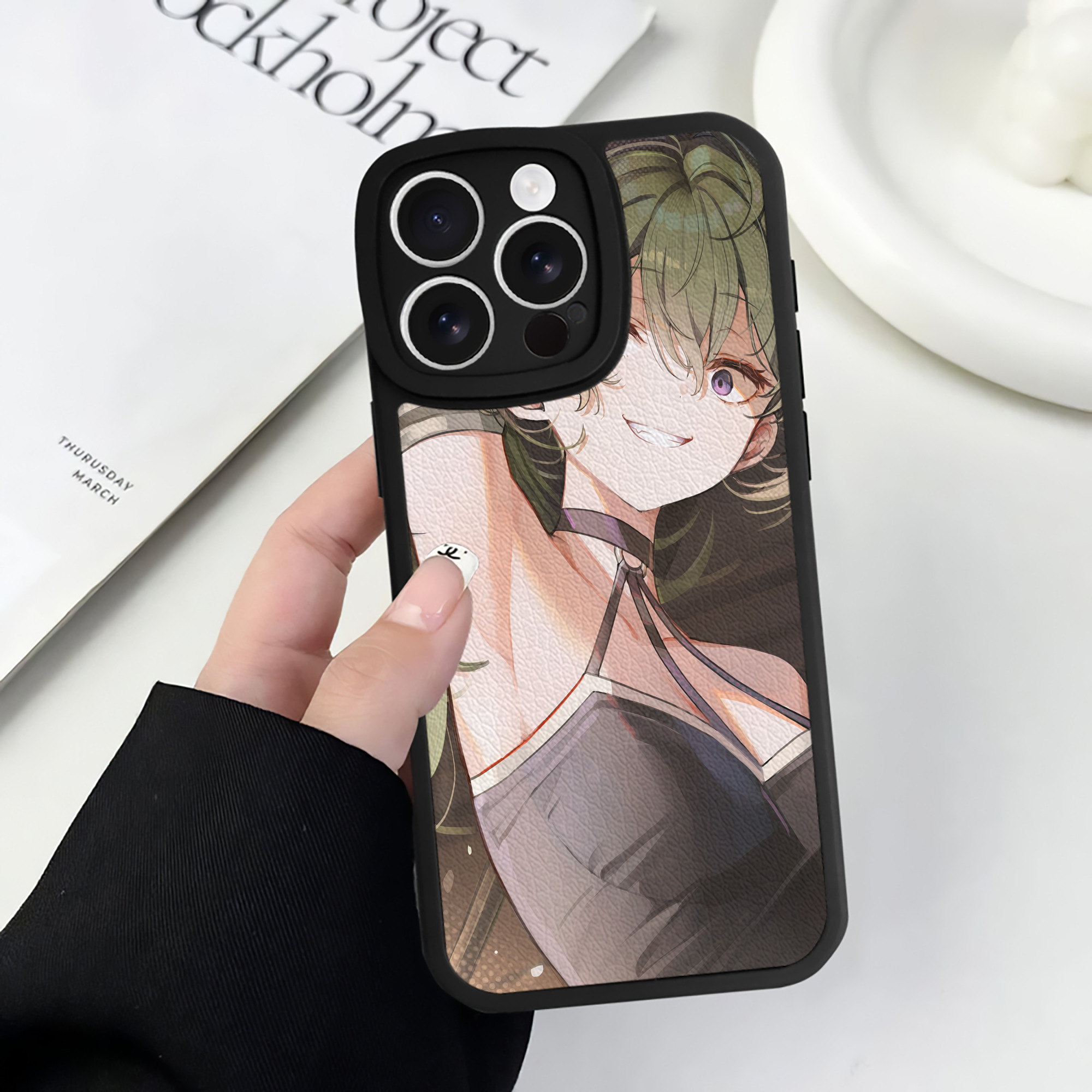 （画像用） 葬送のフリーレン Frieren 【iPhone 16シリーズ対応】シリコンスマホケース（レザー調） 材質：シリコン